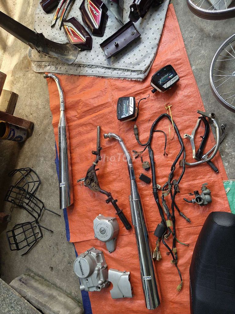 Phụ Tùng Honda Dream Thái Zin Các Loại. Mua bán Phụ tùng xe tại Thành phố Biên Hòa Đồng Nai được đăng bởi Nguyễn Đăng hình 12