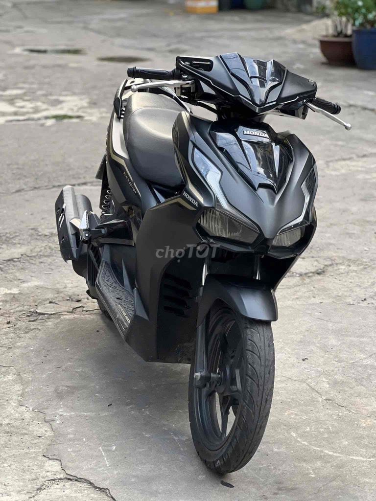 gia đình ko đi toi cân bán gâp xe chính chủ a. Mua bán Xe máy tại Huyện Thọ Xuân Thanh Hóa được đăng bởi mai thi thắm  hình 4