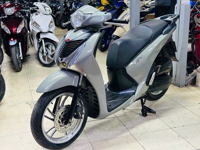 XE MÁY THỊNH PHÁT - HONDA SH 125 BIỂN HÀ NỘI CHẤT. Mua bán Xe máy tại Quận Bắc Từ Liêm Hà Nội được đăng bởi XE MÁY THỊNH PHÁT XE LƯỚT GIÁ RẺ