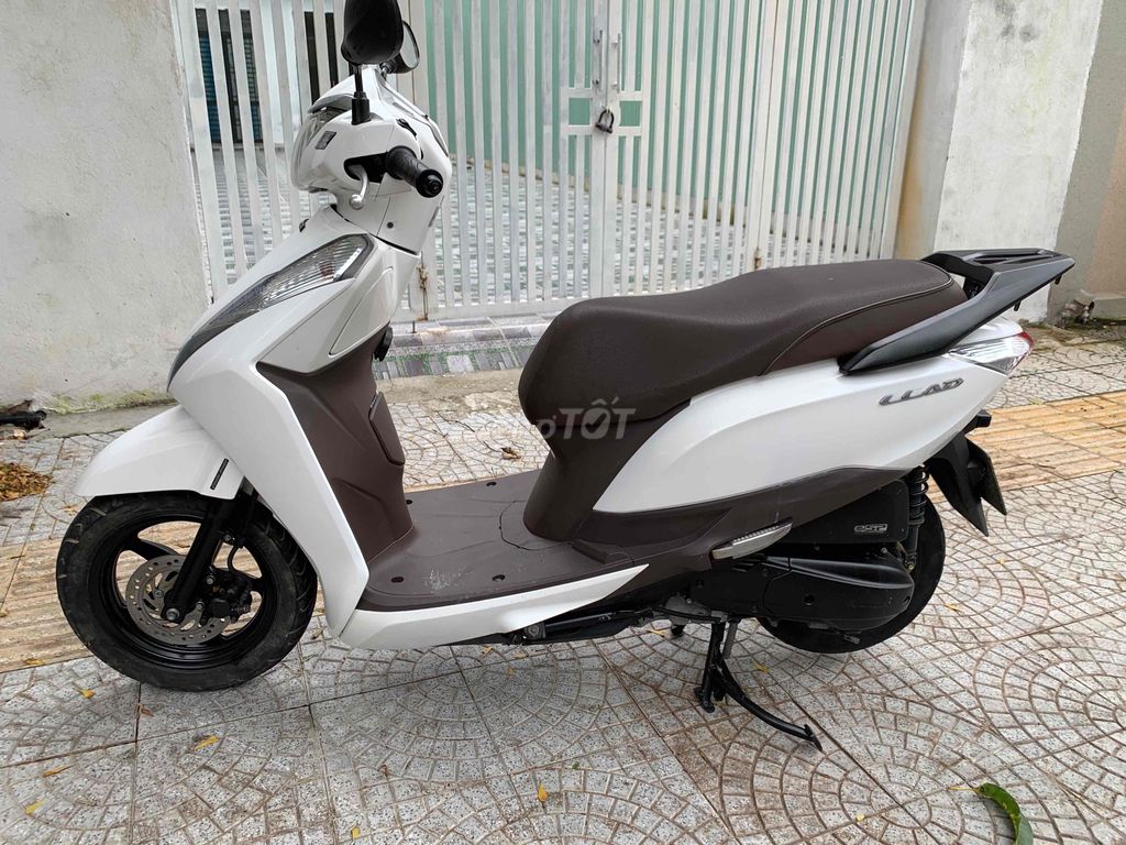 LEAD 2016 bs43 17tr có hỗ trợ .trả góp. Mua bán Xe máy tại Quận Sơn Trà Đà Nẵng được đăng bởi Quynh hình 3