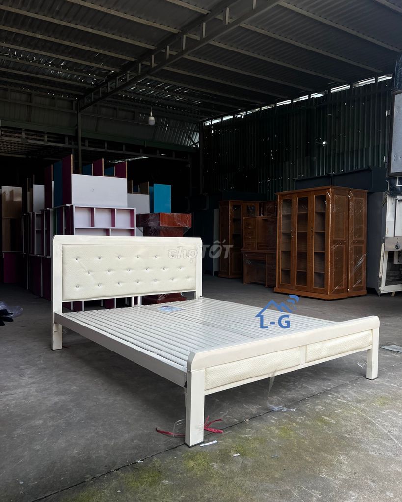Giường sắt Giường sắt Giường sắt Giường sắt Giường. Mua bán Giường, chăn ga gối nệm tại Huyện Bình Chánh Tp Hồ Chí Minh được đăng bởi Lâm Gia Home hình 1