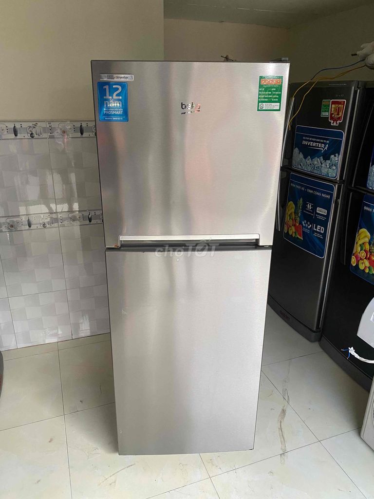 thanh lý tủ lanhh beko 230lít inveter