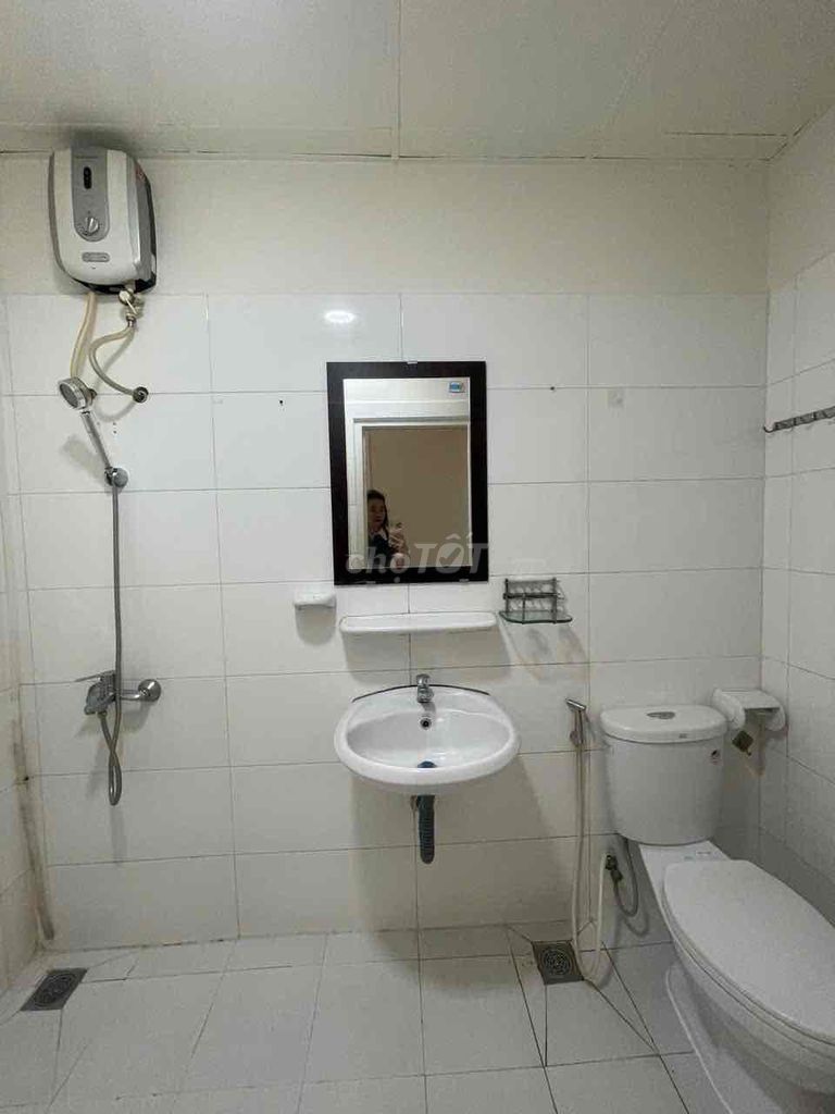 Căn 2PN có nội thất giá tốt, CC Topaz City, Quận 8
