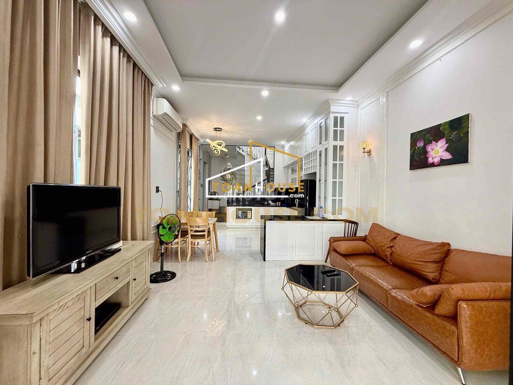 Аренда · 2 комн. · 100 м² · Quận Ngũ Hành Sơn, ул. Đường Nguyễn Văn Thoại