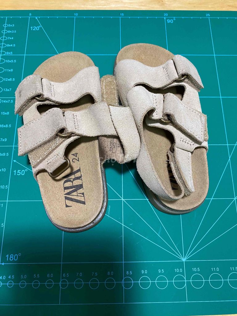 Sandal cho bé Zara Spain size 24 - 118704162