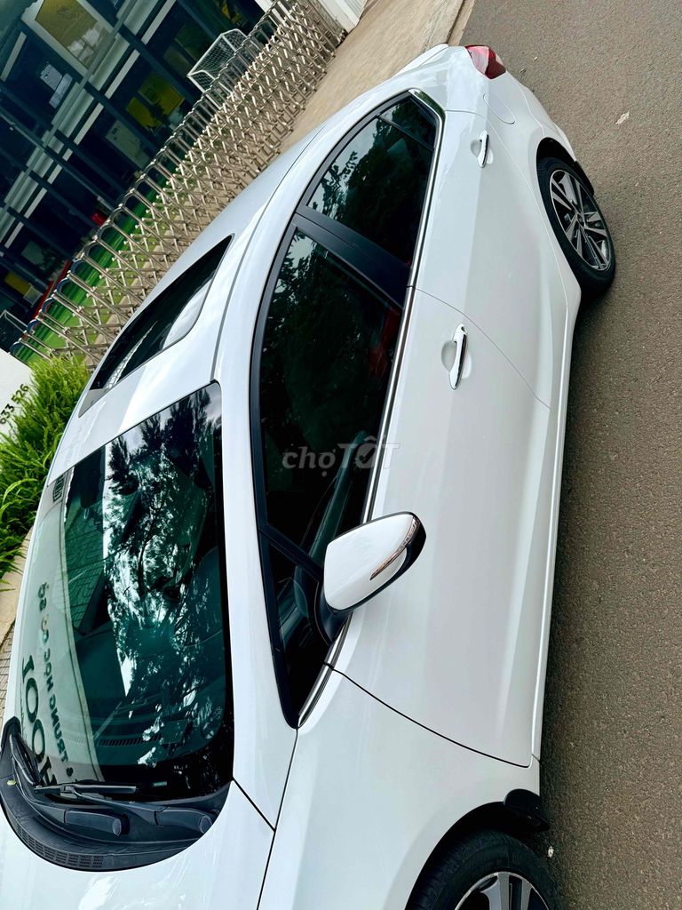 Kia Cerato 2018 1.6AT bản Full Cửa Nóc Gốc Đak Lak. Mua bán Ô tô tại Thành phố Buôn Ma Thuột Đắk Lắk được đăng bởi Nguyễn duy dương hình 11