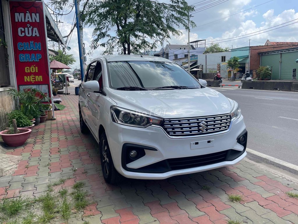Suzuki Ertiga 2022 Hybrid 1.5 AT - 77000 km. Mua bán Ô tô tại Quận 12 Tp Hồ Chí Minh được đăng bởi Phong hình 3