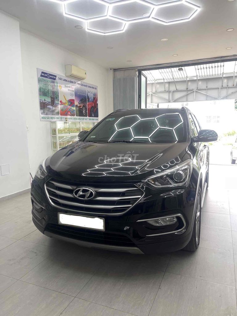 Hyundai Santa Fe 2018 2.4L 4WD - 63000 km. Mua bán Ô tô tại Quận 8 Tp Hồ Chí Minh được đăng bởi Thành Danh hình 1