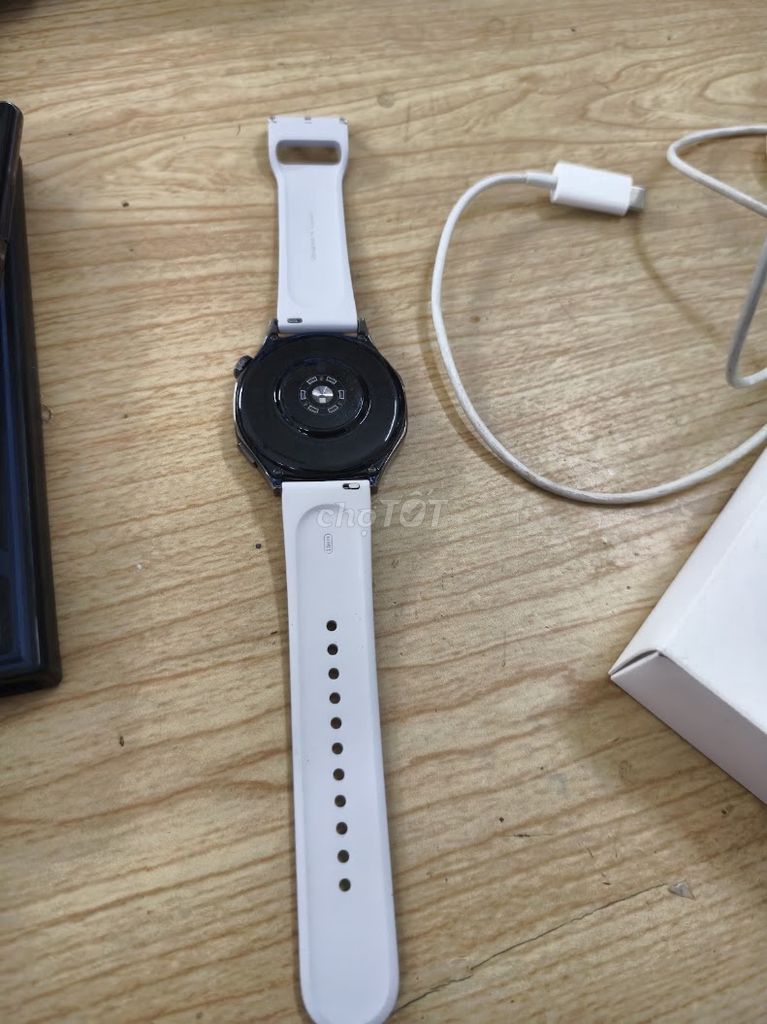 Huawei Watch GT 5 46mm Đen dây trắng. Mua bán Thiết bị đeo thông minh tại Quận Đống Đa Hà Nội được đăng bởi tshop tây sơn hình 1