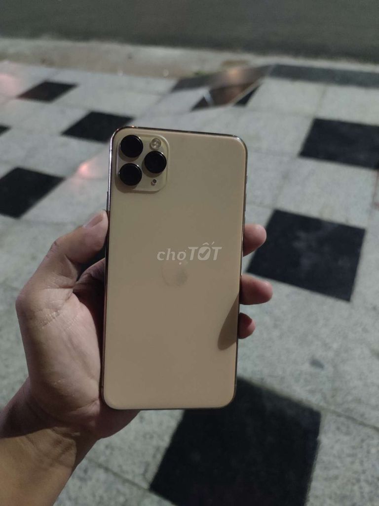 Apple iPhone 11 Pro Max 64GB bán hay giao lư. Mua bán Điện thoại tại Huyện Đất Đỏ Bà Rịa - Vũng Tàu được đăng bởi hữu tài hình 1