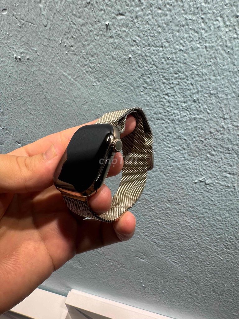 Apple Watch Titan S11 42mm Gold Mới. Mua bán Thiết bị đeo thông minh tại Quận Hoàng Mai Hà Nội được đăng bởi chu  hình 1