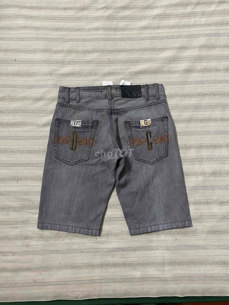 Hàng hiệu D&G nút cài vàng italy size 28-29