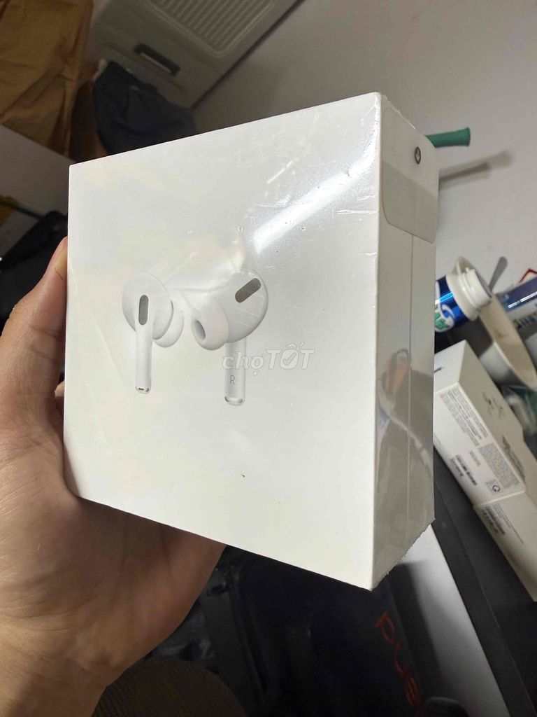 Tai nghe Apple AirPods Pro 1 Magsafe nguyên seal. Mua bán Tivi, Âm thanh tại Quận 3 Tp Hồ Chí Minh được đăng bởi Kỳ Nam hình 1