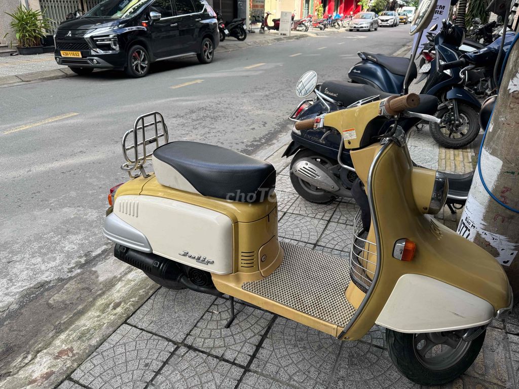Honda Julio Vàng kem Xe tay ga