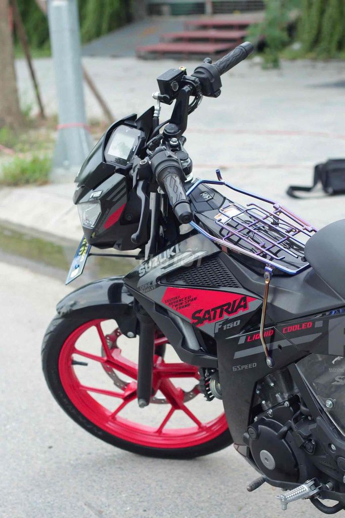 bám satria 2023, xe chạy hơn 1v km, góp 0đ nhận xe. Mua bán Xe máy tại Quận Nam Từ Liêm Hà Nội được đăng bởi Thành hình 5