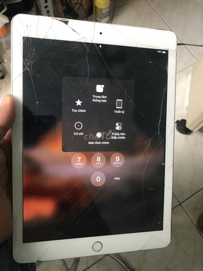 Xác ipad Gen 5, bể kính