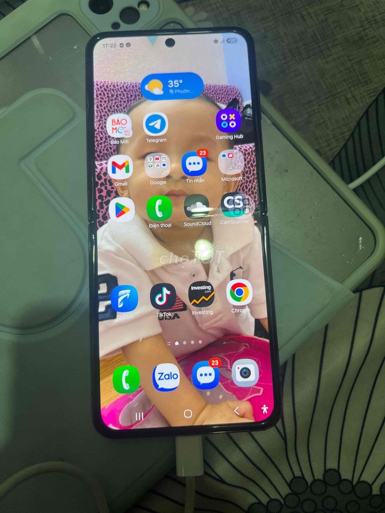 Samsung Z Flip 4 128GB Đen. Mua bán Điện thoại tại Thành phố Thủ Đức Tp Hồ Chí Minh được đăng bởi khang nguyễn hình 1
