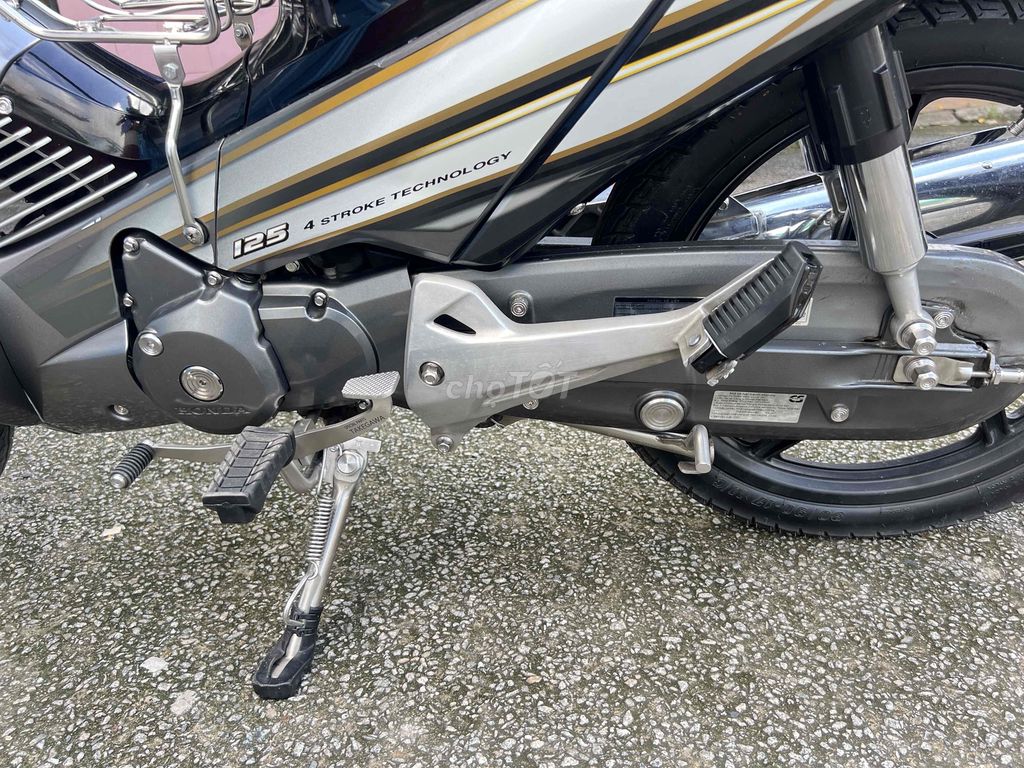 cần bán hoặc giao lưu. Mua bán Xe máy tại Huyện Lấp Vò Đồng Tháp được đăng bởi trí hải hình 6