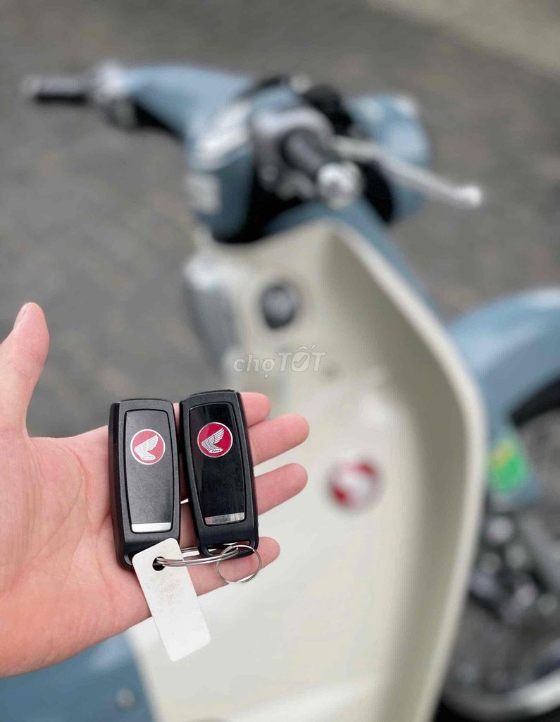 Honda Super Cub C125. Mua bán Xe máy tại Quận Cầu Giấy Hà Nội được đăng bởi Tuấn Việt Motor hình 1