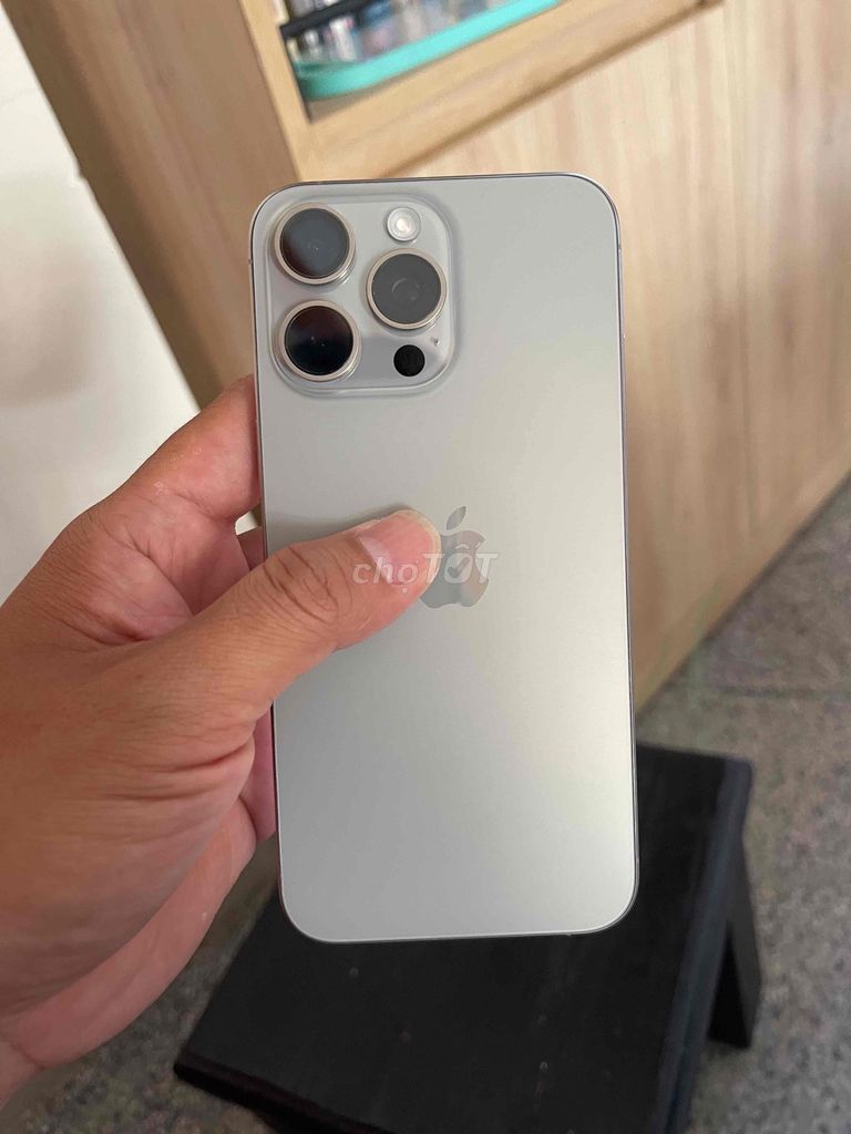 Apple iPhone 15 Pro Max 256GB Xám. Mua bán Điện thoại tại Huyện Châu Thành Bến Tre được đăng bởi Thanh Huy hình 1