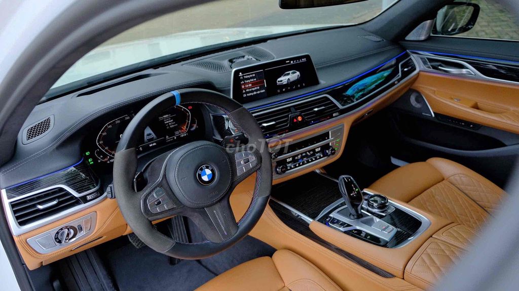 BMW 7 Series 2021 740Li - 19999 km Bank 90%. Mua bán Ô tô tại Quận 7 Tp Hồ Chí Minh được đăng bởi PHÁT ĐẠT LUXURY CAR hình 6