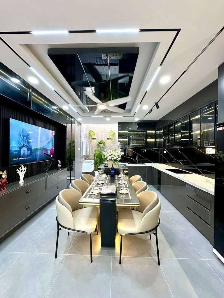 Nhà Phố Sang Trọng Khu Đồng Bộ 4x15m Lủng 3 Lầu Giá 6.1 Tỷ  Đg LQH Q12