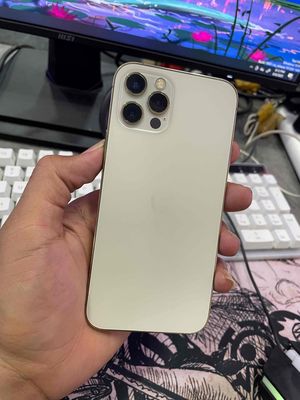 iPhone 12 Pro Vàng 256GB,  Pin Thay Dung Lượng Cao. Mua bán Điện thoại tại Thành phố Qui Nhơn Bình Định được đăng bởi Ba Bé Gạo