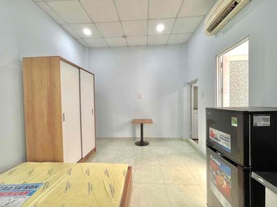 Chính chủ- Phòng ban công- an ninh, yên tĩnh- Quận 12- chỉ 3.2 triệu