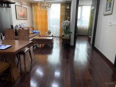 Căn hộ 86 m² · 3 PN · Phố Hồng Tiến