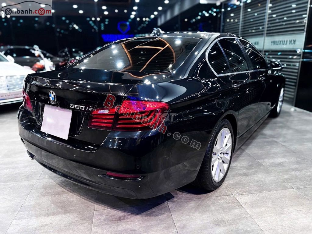 BMW 5 Series 520i 2016 - 699 Triệu. Mua bán Ô tô tại Quận 7 Tp Hồ Chí Minh được đăng bởi Nguyễn Quốc Huy hình 6