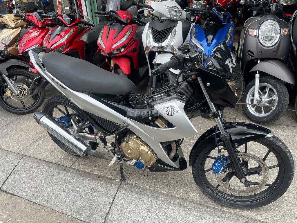 Suzuki raider 2016 mới 90% biển số thành phố. Mua bán Xe máy tại Quận Tân Phú Tp Hồ Chí Minh được đăng bởi Tuanduy hình 4