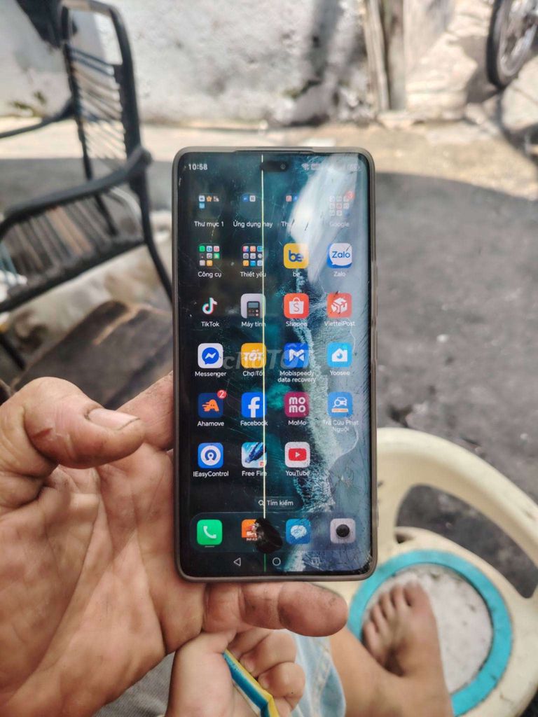 Honor X9c Hồng Lỗi màn hình. Mua bán Điện thoại tại Quận 4 Tp Hồ Chí Minh được đăng bởi A út  hình 1
