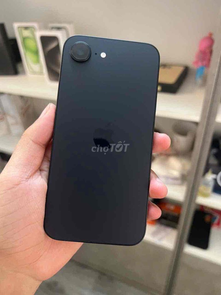 iPhone 16e Đen 2 sim Zin all lock. Mua bán Điện thoại tại Quận 7 Tp Hồ Chí Minh được đăng bởi Trâm bán táo  hình 1