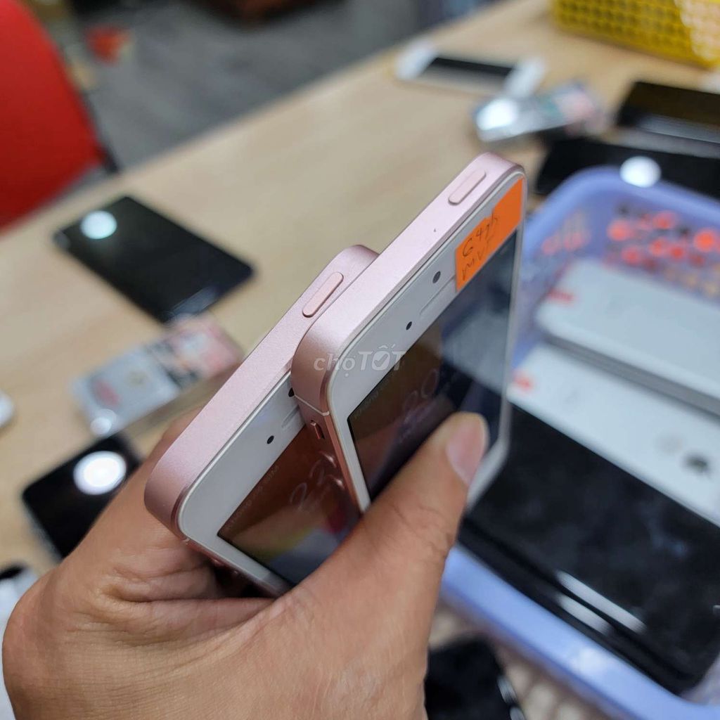 IPhone 5SE 64gb quốc tế mvt còn lại full chức năng. Mua bán Điện thoại tại Quận Gò Vấp Tp Hồ Chí Minh được đăng bởi DuyAnh hình 5