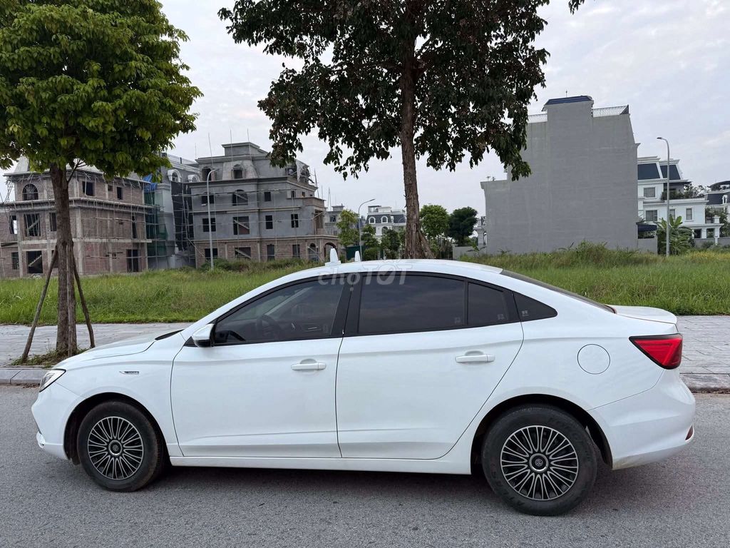 đưa 60  mg5 sàn ..bán trả góp . bao nợ xấu.. Mua bán Ô tô tại Quận Bình Tân Tp Hồ Chí Minh được đăng bởi LÂM TUẤN VINH hình 3