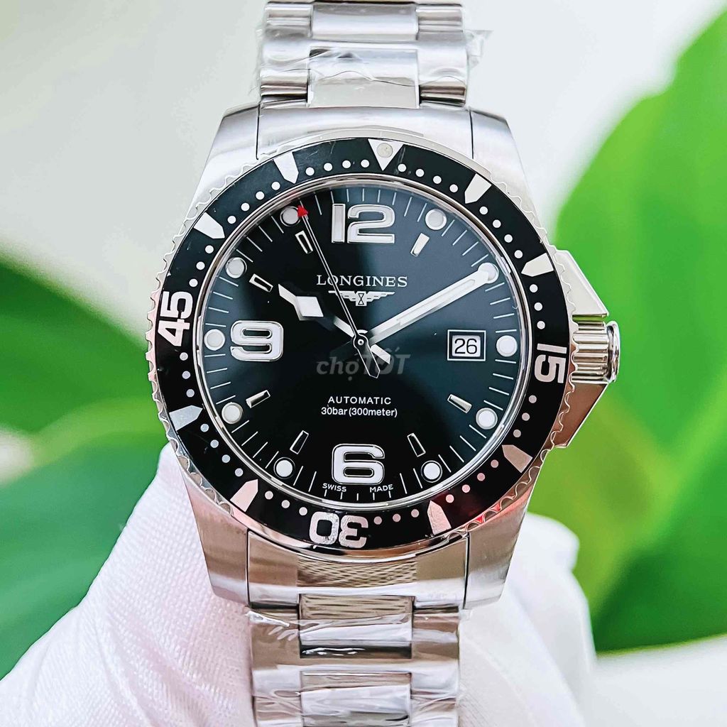 LONGINES HYDROCONQUEST L3.742.4.56.6 LIKE NEW