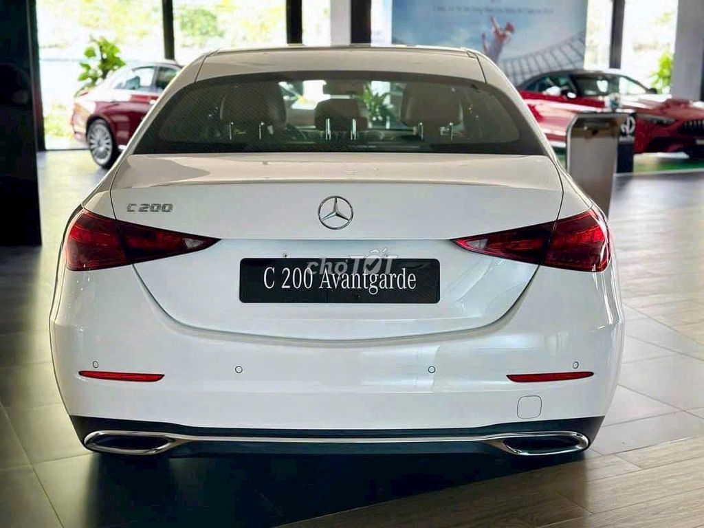 Mercedes-Benz C200 2025. Mua bán Ô tô tại Thành phố Thủ Đức Tp Hồ Chí Minh được đăng bởi Ho Hai Kim Long hình 2