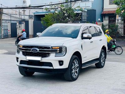 Ford Everest 2024 Titanium 2.0L 4x2 AT - 7600 km. Mua bán Ô tô tại Quận Tân Bình Tp Hồ Chí Minh được đăng bởi Trần Hoàng Long hình 1