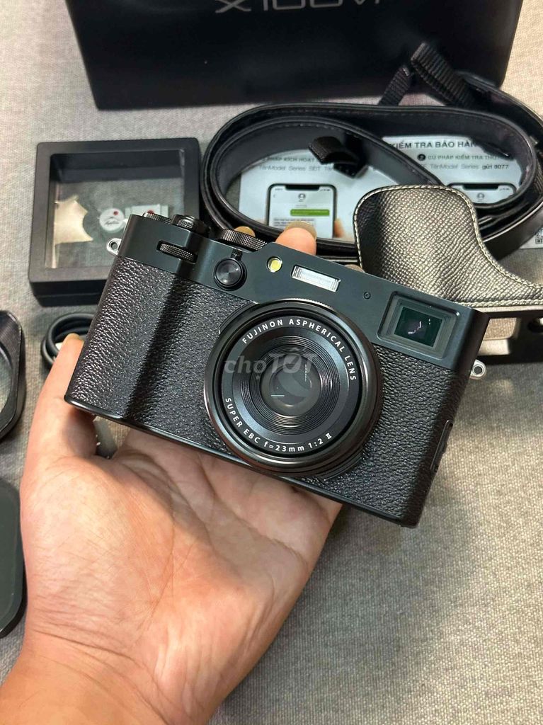 Máy ảnh Fujifilm X100VI Đen APS-C 40.2MP. Mua bán Máy ảnh, Máy quay tại Thành phố Buôn Ma Thuột Đắk Lắk được đăng bởi jhoA hình 1