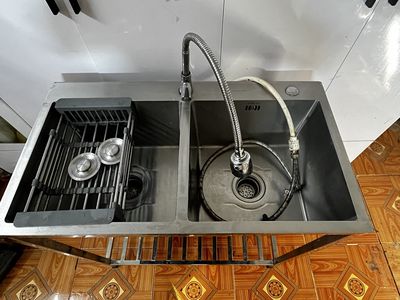 CHẬU RỬA CHÉN INOX 304 ĐÚC 2 HỘC, KT 460X820mm. Mua bán Dụng cụ nhà bếp tại Quận Cẩm Lệ Đà Nẵng được đăng bởi Nguyễn Xuân Thắng