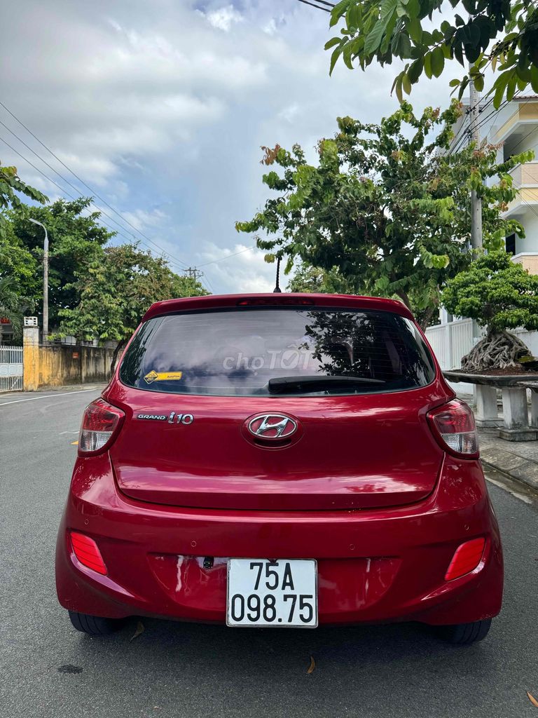 Hyundai Grand i10 2017 Grand 1.0 AT - 50000 km. Mua bán Ô tô tại Quận Thanh Khê Đà Nẵng được đăng bởi Chính chủ hình 4