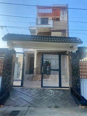 bán nhà 3 tầng 169m2 ngang 7M đường 5M đà nẵng