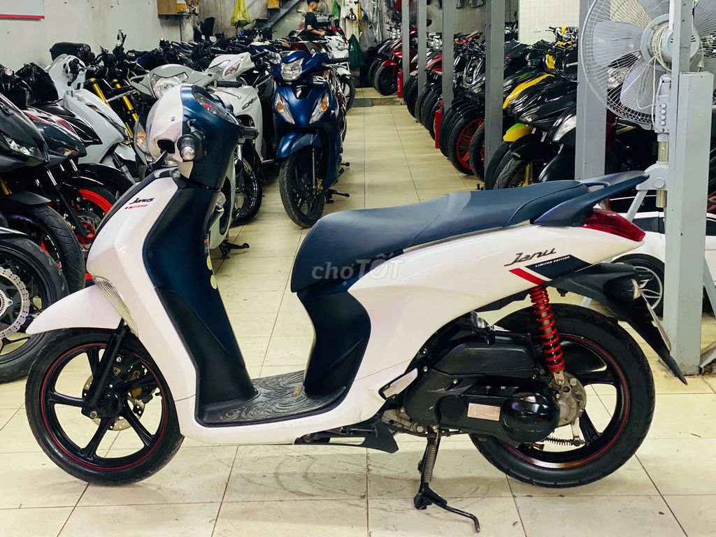 XE MÁY THỊNH PHÁT - JANUS 125 TRẮNG XANH CHÍNH CHỦ. Mua bán Xe máy tại Quận Bắc Từ Liêm Hà Nội được đăng bởi XE MÁY THỊNH PHÁT XE LƯỚT GIÁ RẺ hình 6