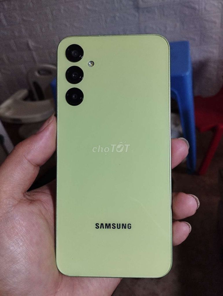 Samsung a24 ram 8/128GB . Mua bán Điện thoại tại Quận Hoàng Mai Hà Nội được đăng bởi phạm duy hình 1