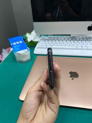 iPhone XS màu đen. Mua bán Điện thoại tại Thành phố Thủ Đức Tp Hồ Chí Minh được đăng bởi Nguyễn Ngọc Tiến