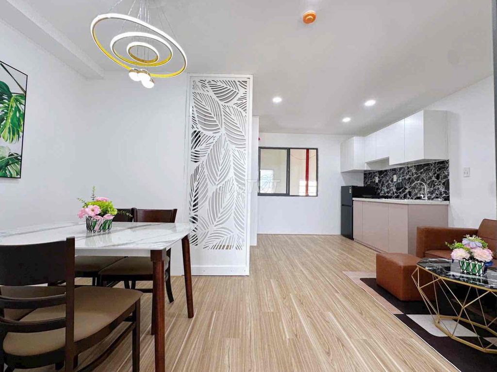 Квартира 2 спальни 45м² на Бинь Тхой, лифт, рядом с Танбинь и аэропортом