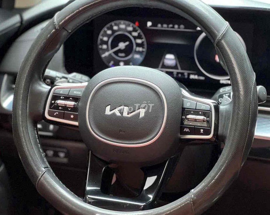 KIA Carnival 2022 2.2D Signature 64.000 km. Mua bán Ô tô tại Quận Gò Vấp Tp Hồ Chí Minh được đăng bởi Ca Thị Thanh Huệ hình 7