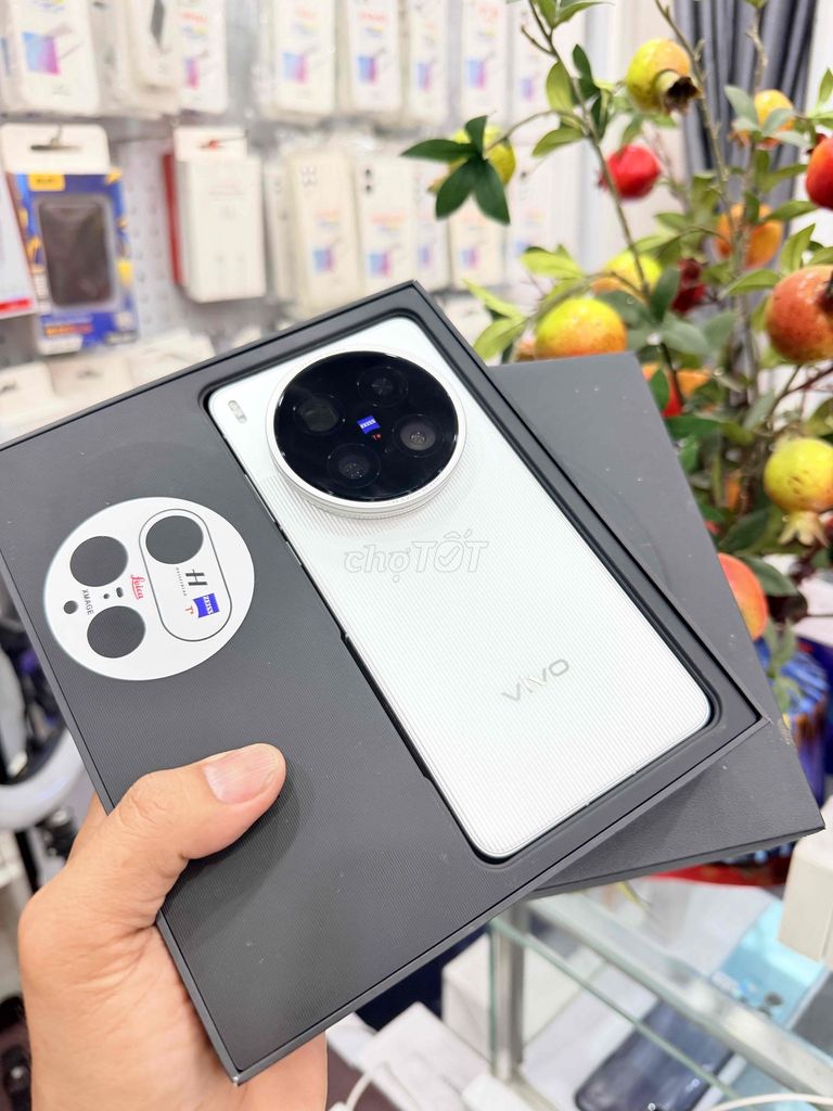 Vivo X200 Ultra 256GB Trắng zin đẹp.. Mua bán Điện thoại tại Thành phố Vĩnh Long Vĩnh Long được đăng bởi HT Mobile hình 1