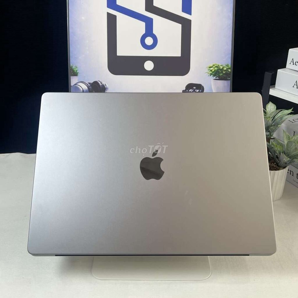 Apple Macbook Pro 16 M1 Pro 16GB/512GB Xám 98.5%. Mua bán Laptop tại Quận Tân Bình Tp Hồ Chí Minh được đăng bởi Thịnh Hoàng hình 1