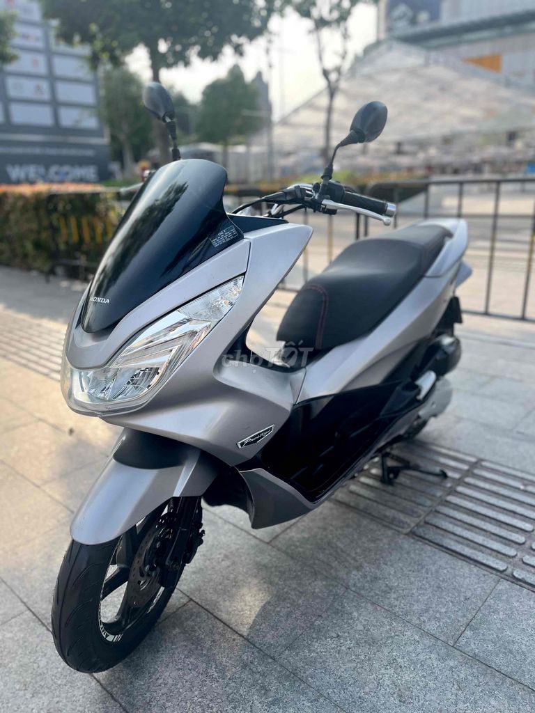Honda PCX125cc 2014 Bạc. Mua bán Xe máy tại Quận Gò Vấp Tp Hồ Chí Minh được đăng bởi Cầm đồ Thanh Nhật hình 1